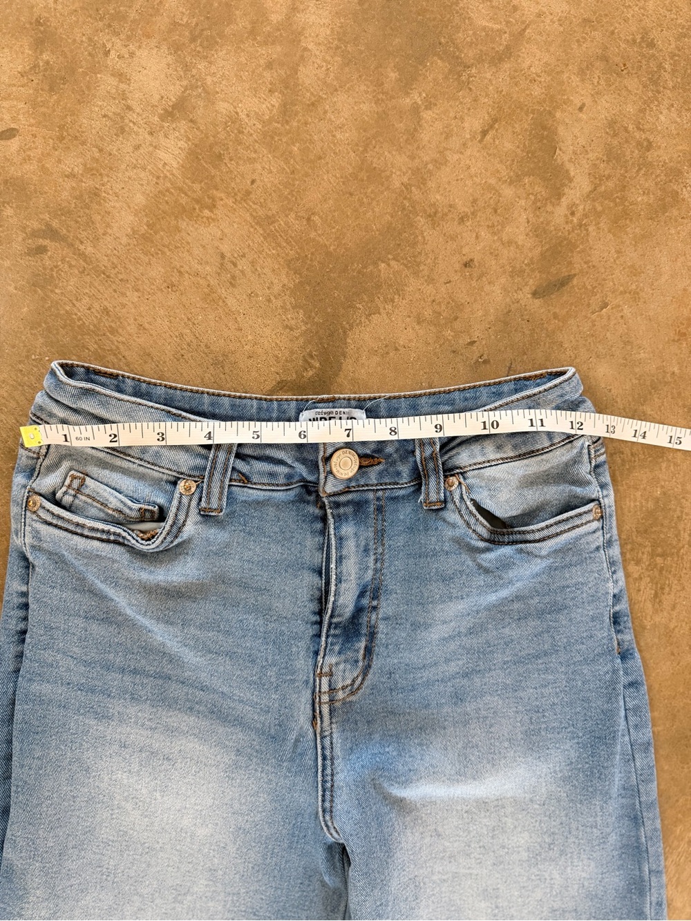 refuge Wide Leg High Rise Stretch Jeans Light Wash Size 1 (tagged XS) EUC - Picture 5 of 9